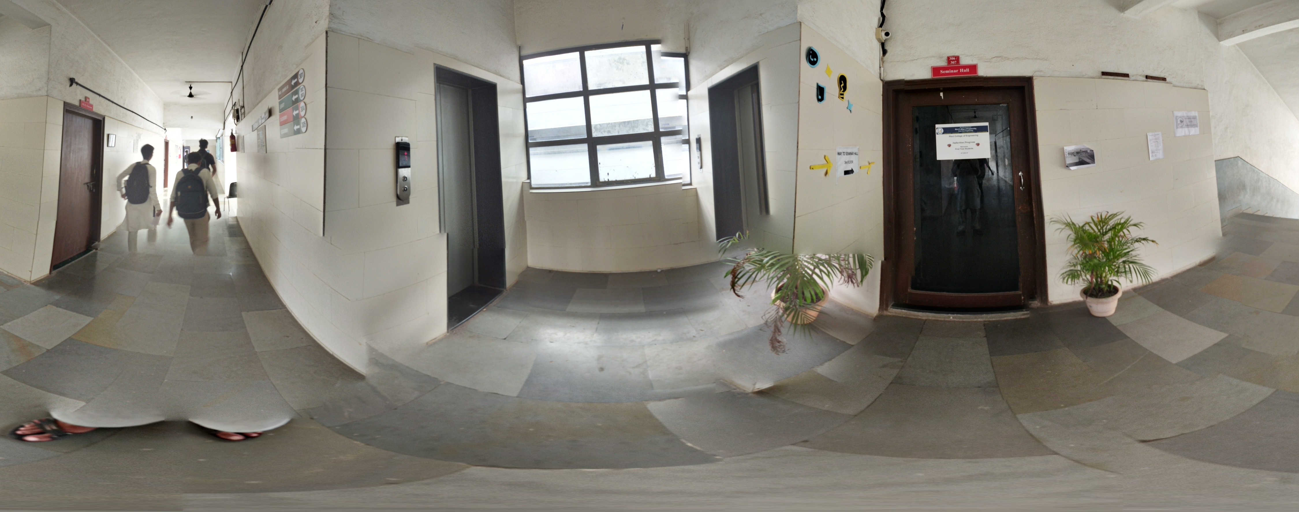 Seminar Floor